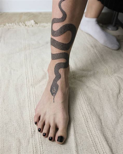 snake tattoos on leg|101 Best Snake Tattoo On Leg Ideas That Will Blow。